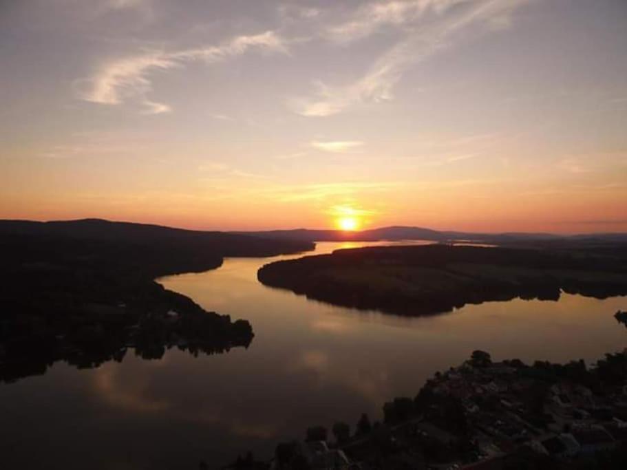 Apartman S Terasou A Vyhledem Na Jezero Lipno Kovarov  Buitenkant foto