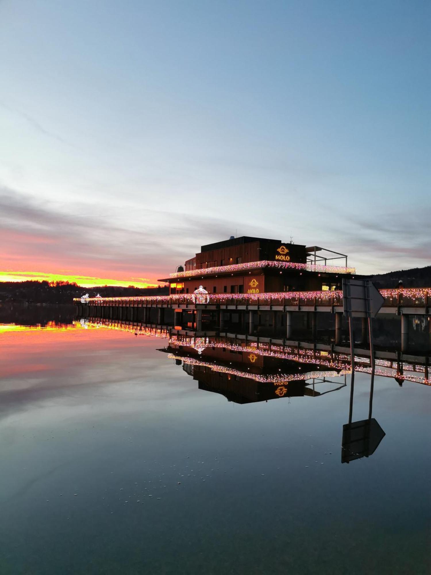 Apartman S Terasou A Vyhledem Na Jezero Lipno Kovarov  Buitenkant foto