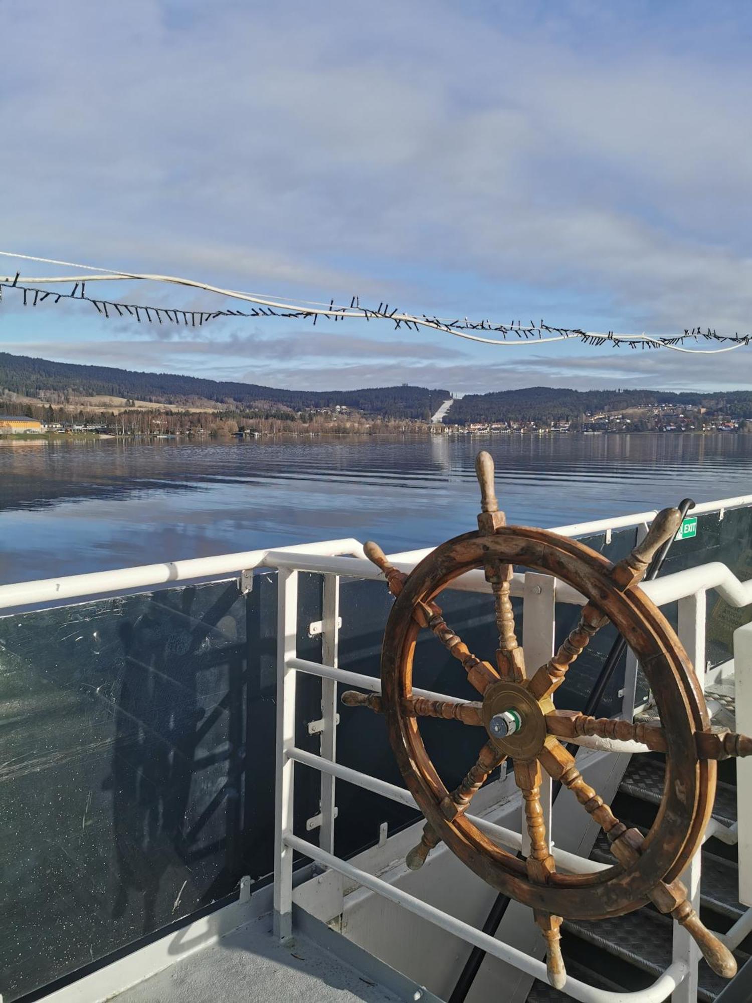 Apartman S Terasou A Vyhledem Na Jezero Lipno Kovarov  Buitenkant foto